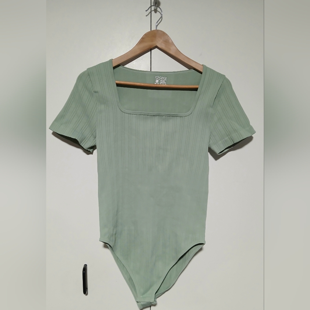 OQQ Sage Green Ribbed Bodysuit XL Square Neck Seamless Fit